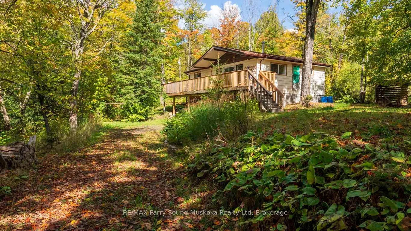 37 LYNBERRY Drive