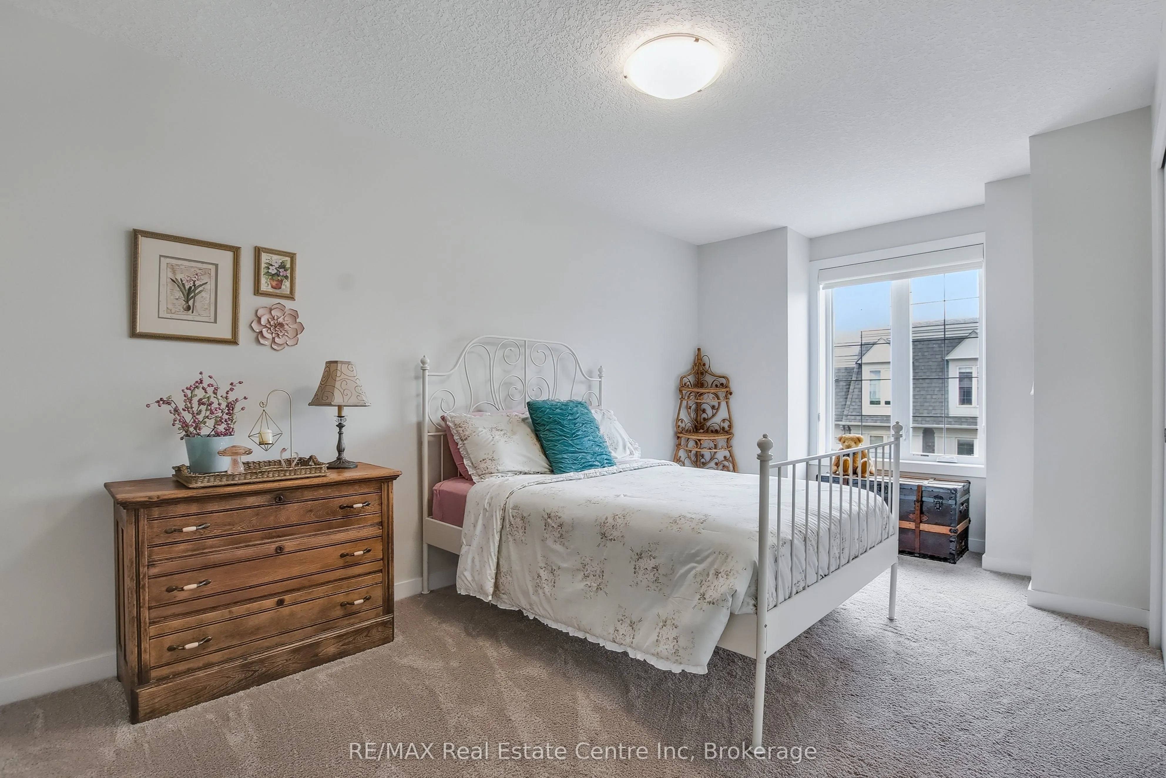 72 York Road, #16