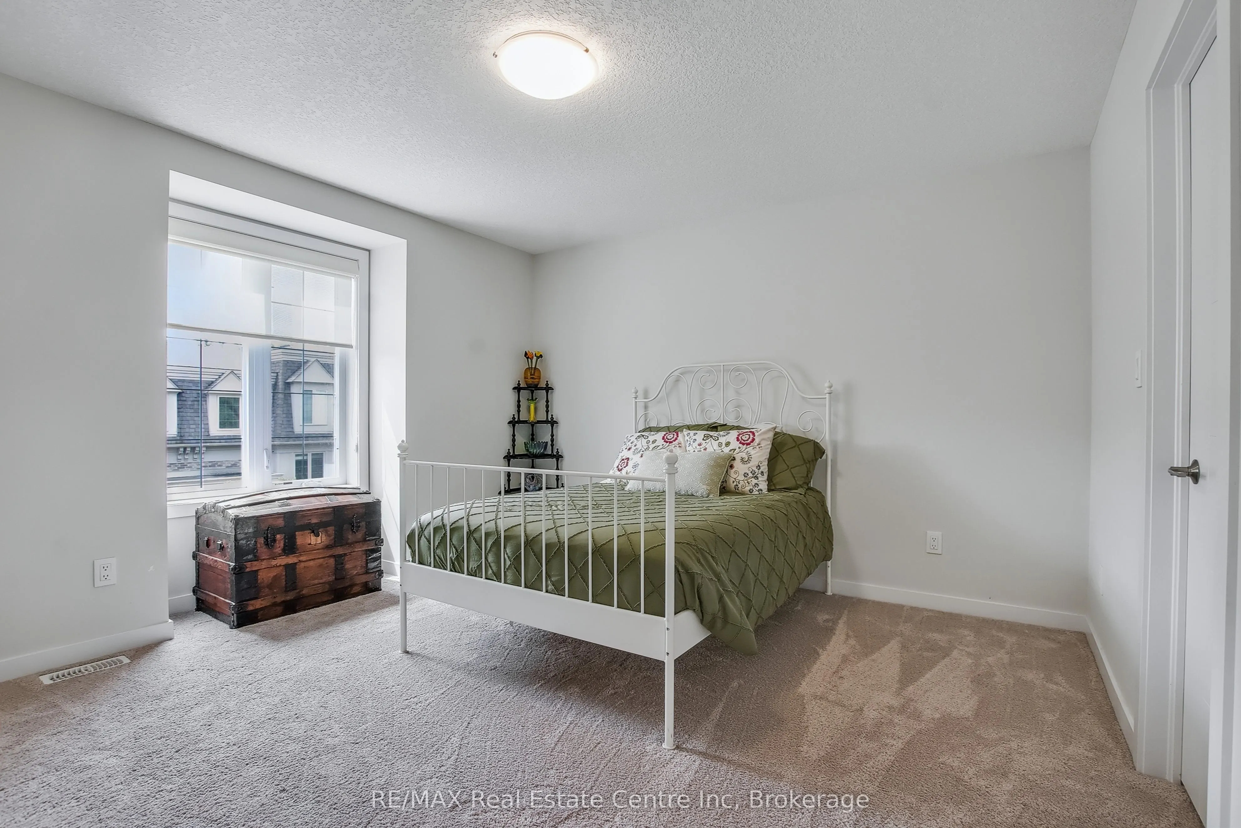 72 York Road, #16