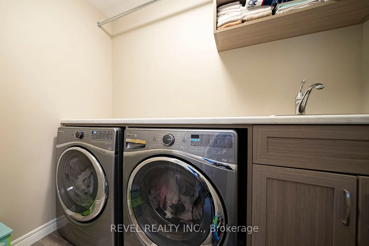 158 Willow Street, #2