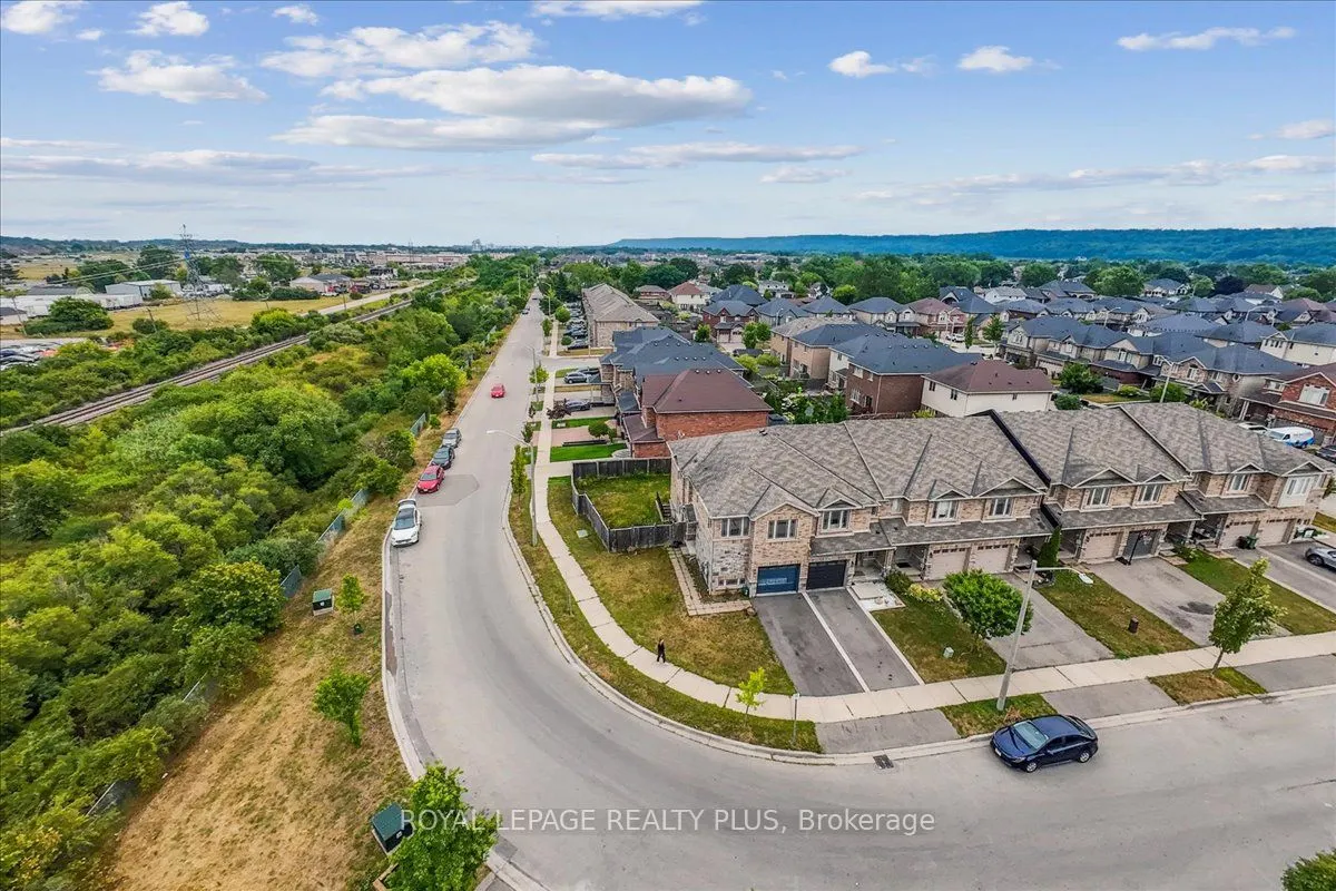 86 Edenrock Drive