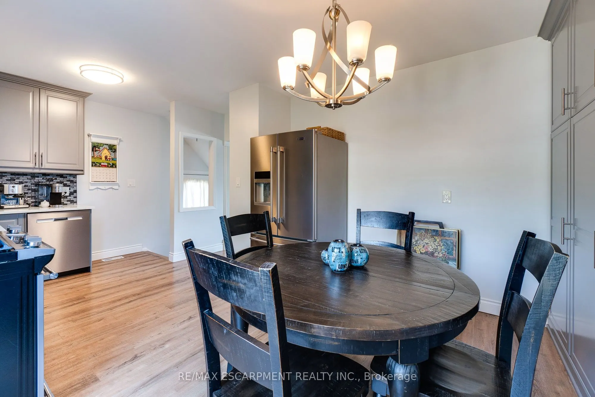 17 RONALDSHAY Avenue