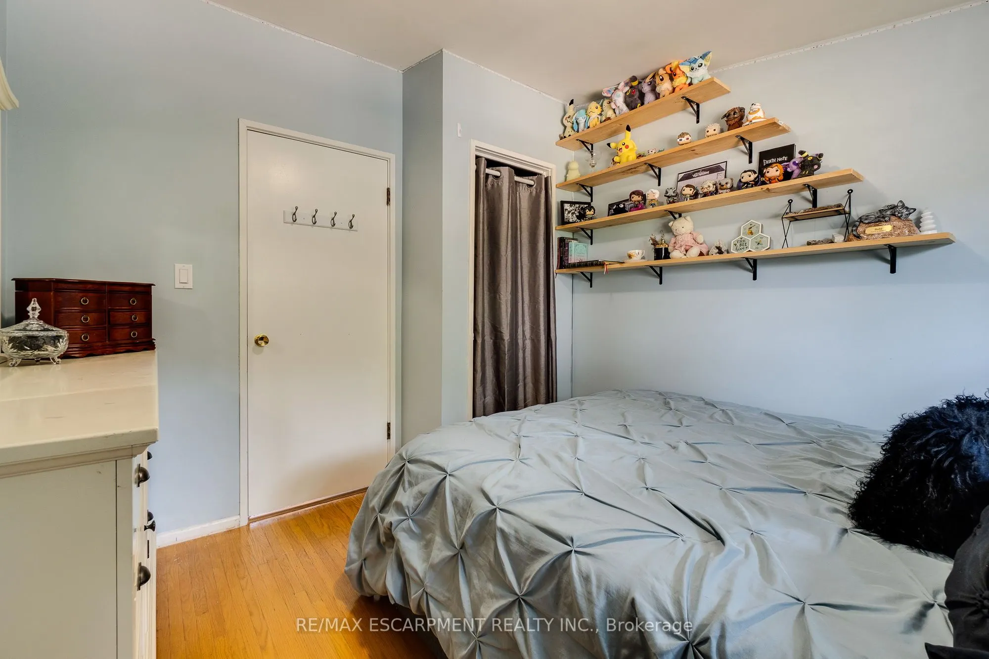 17 RONALDSHAY Avenue