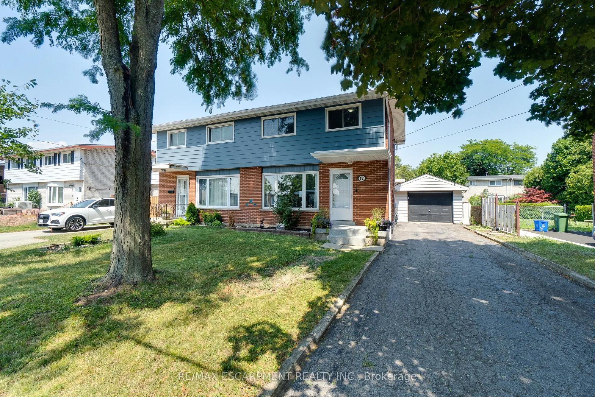 17 RONALDSHAY Avenue