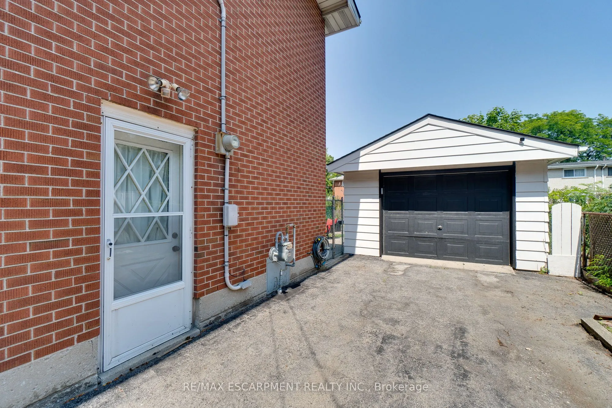 17 RONALDSHAY Avenue
