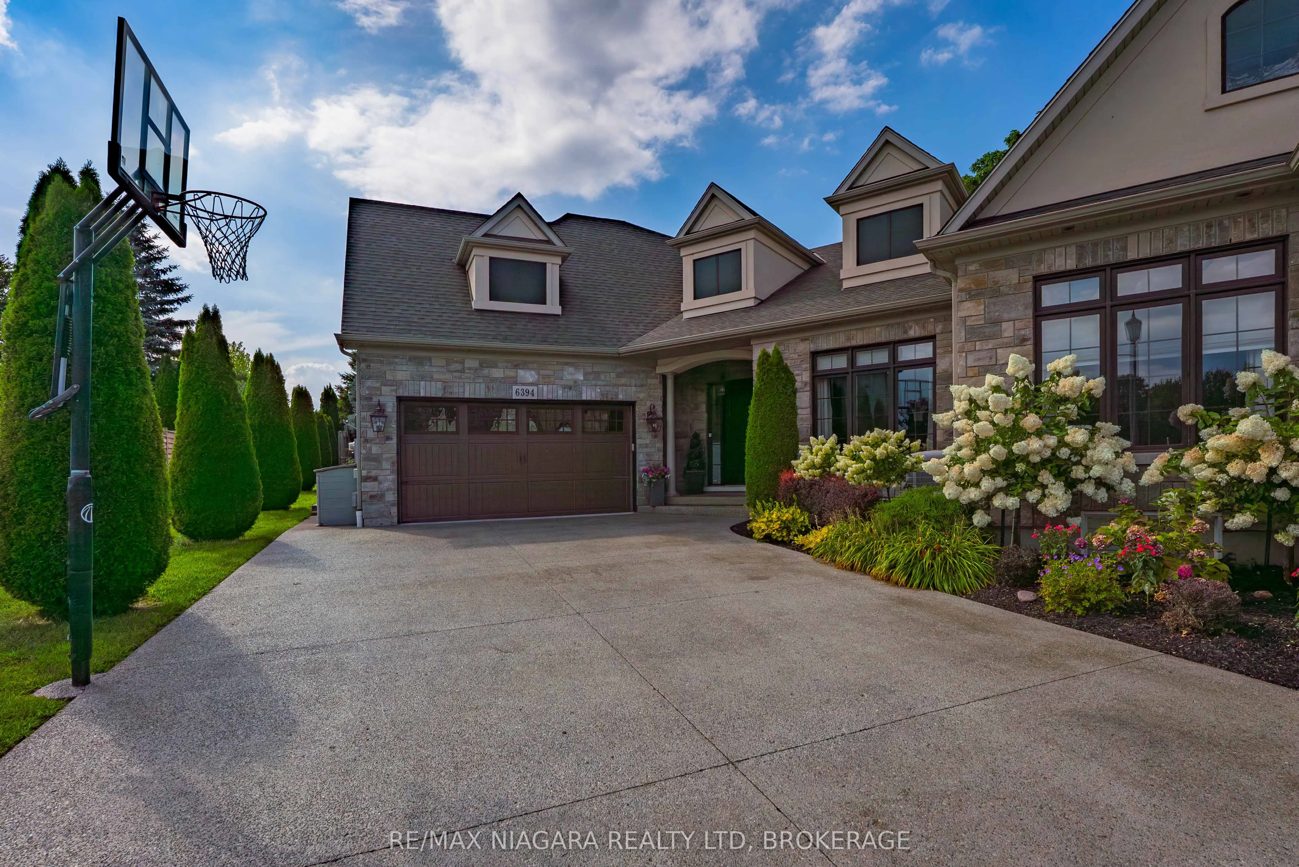 6394 Pinestone Road