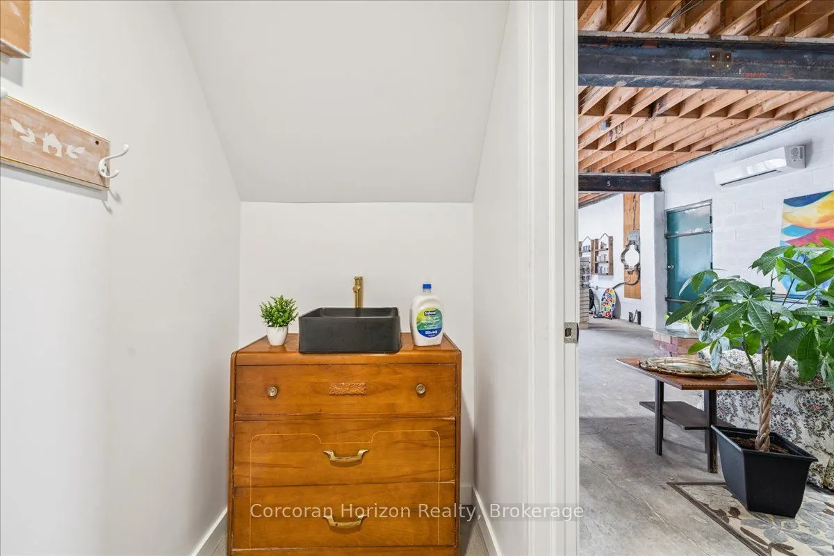 219 JAMES Street N, #Rear