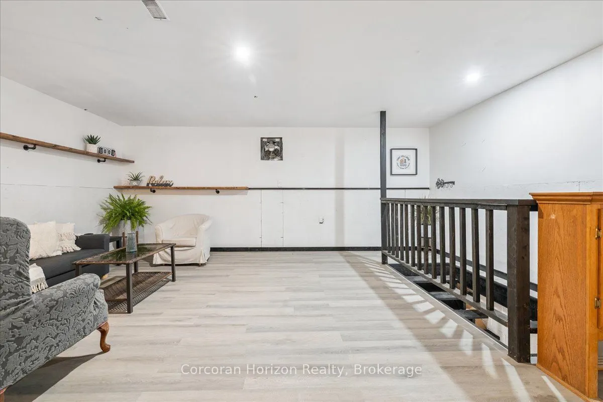219 JAMES Street N, #Rear