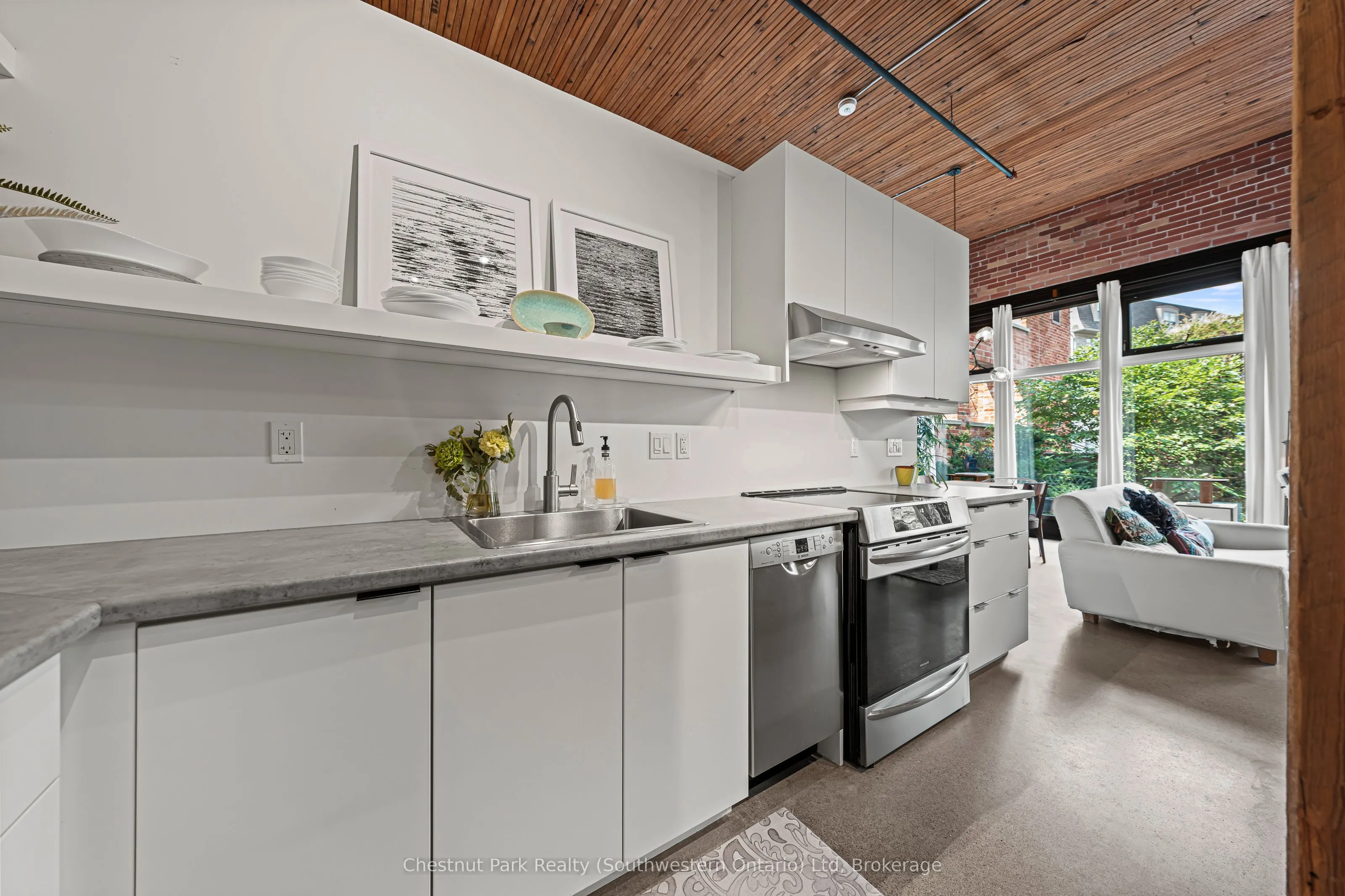 60 Cardigan Street, #106