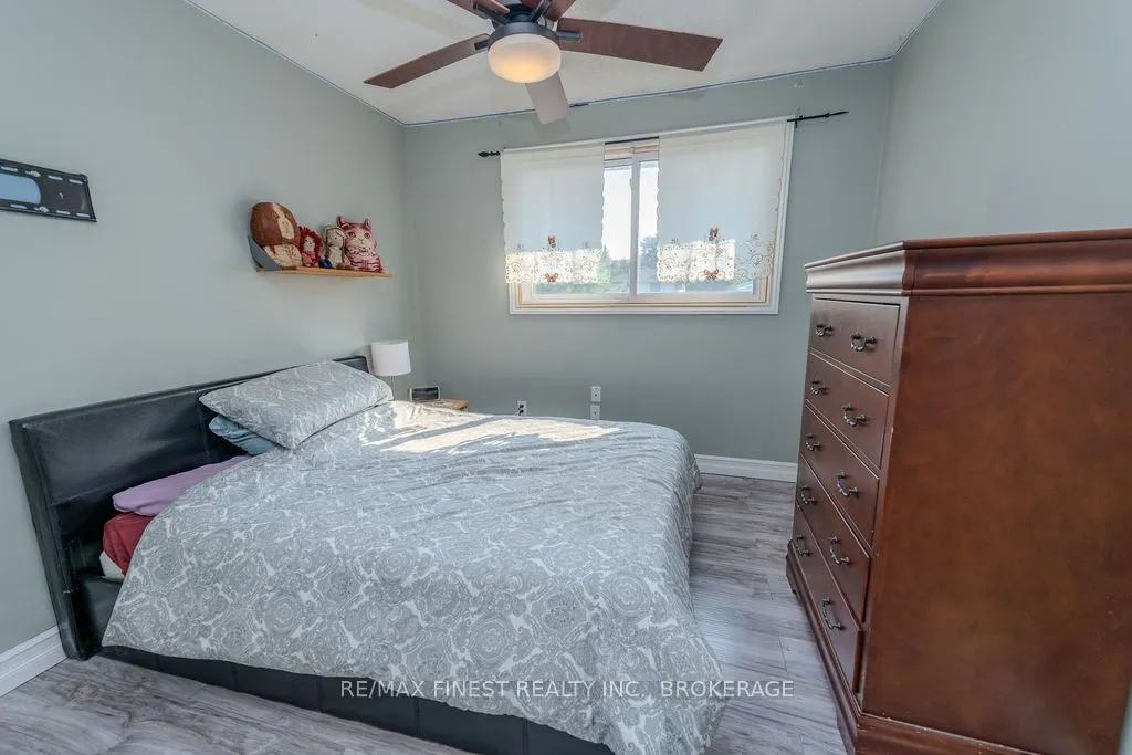 1106 Wintergreen Crescent