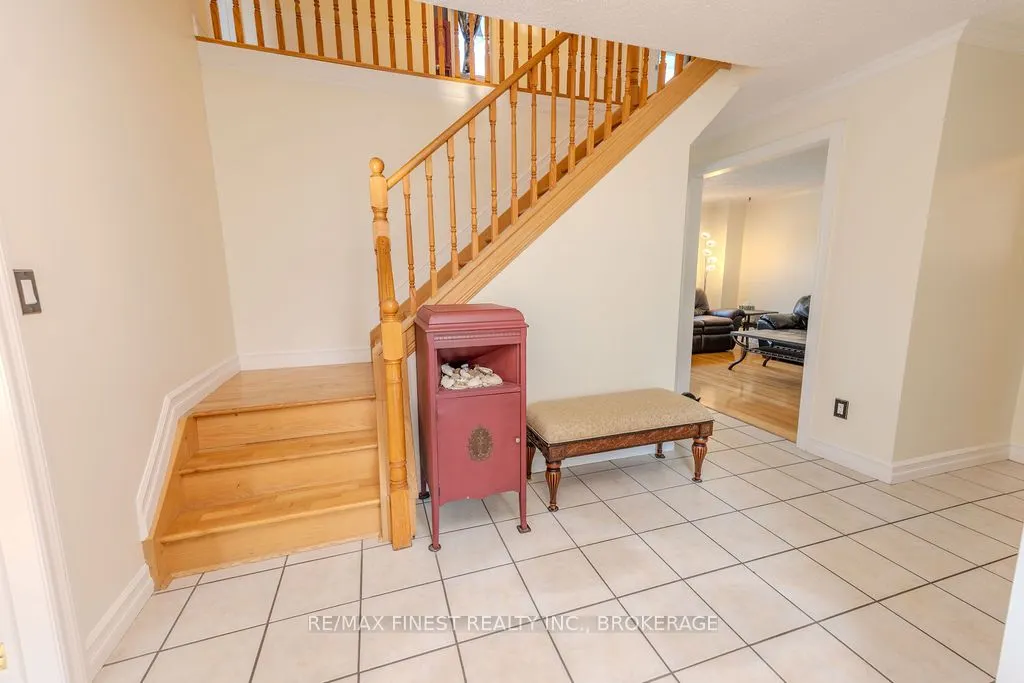 1106 Wintergreen Crescent