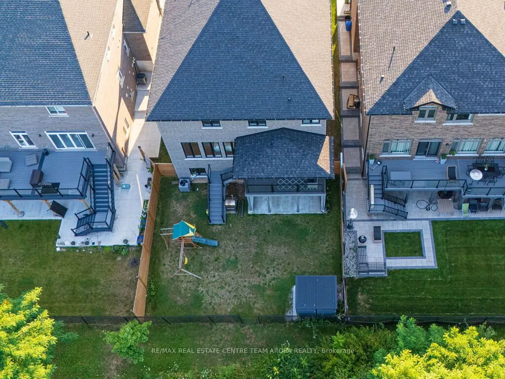 15 Deerfield Lane