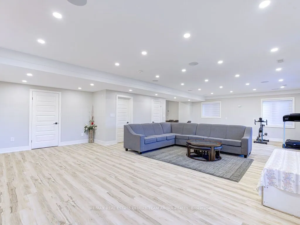 15 Deerfield Lane