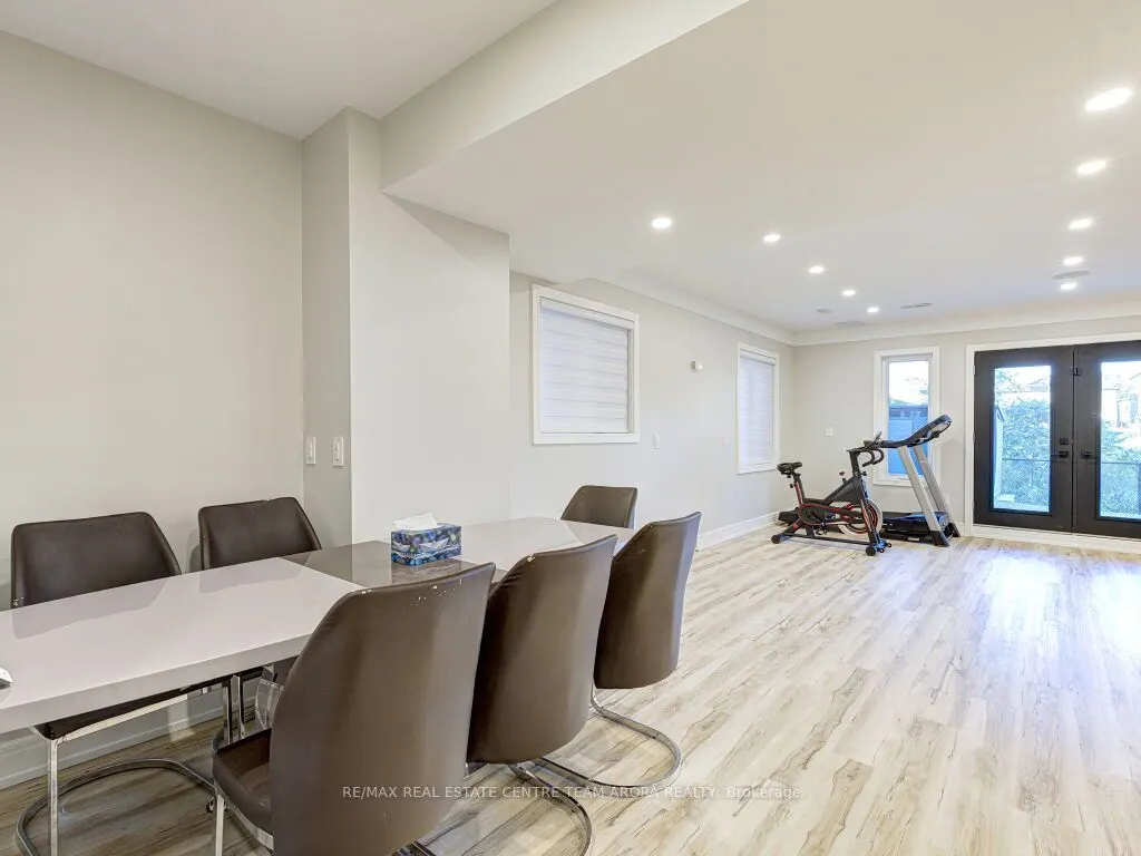 15 Deerfield Lane