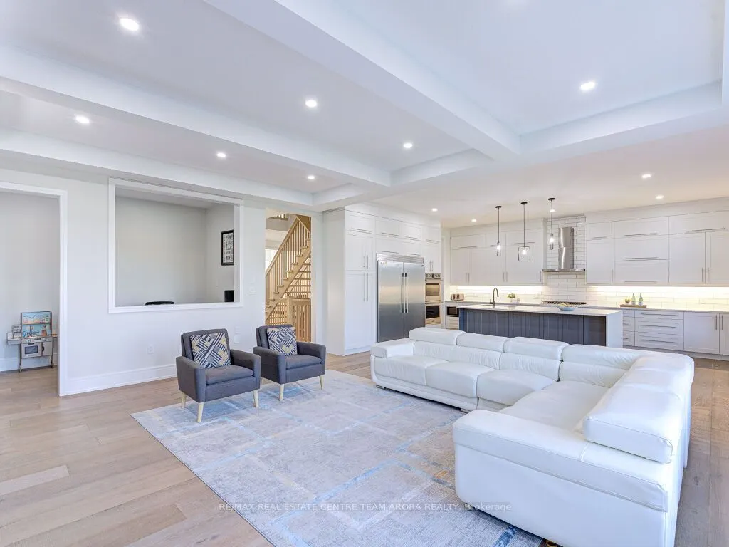 15 Deerfield Lane