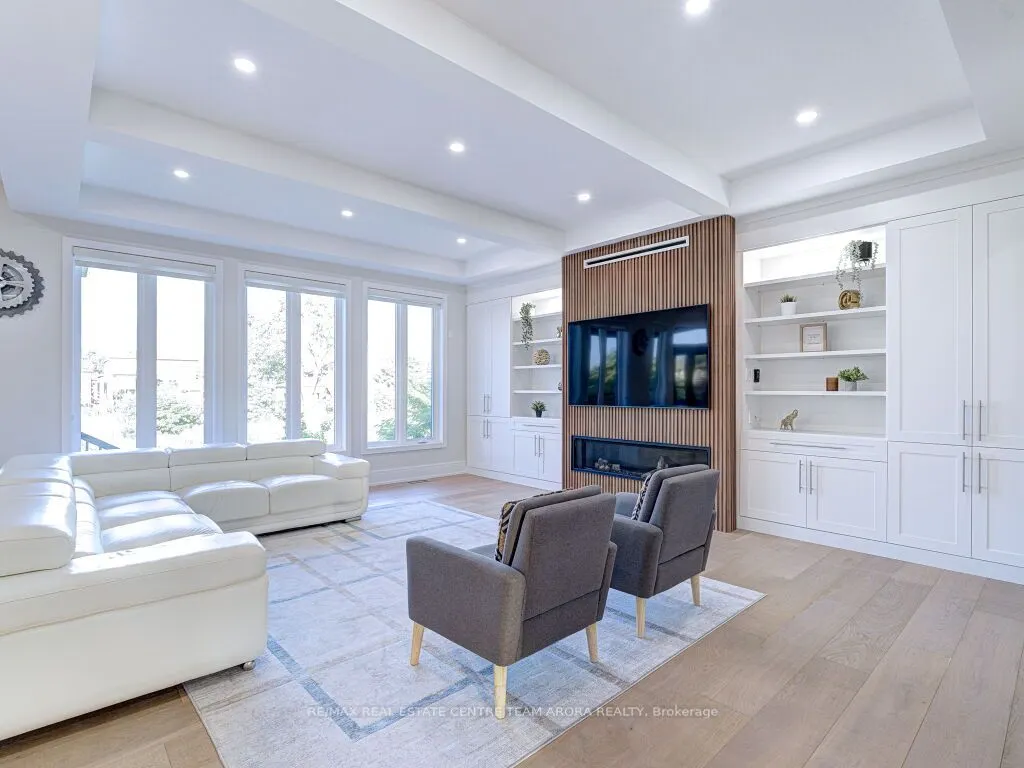 15 Deerfield Lane