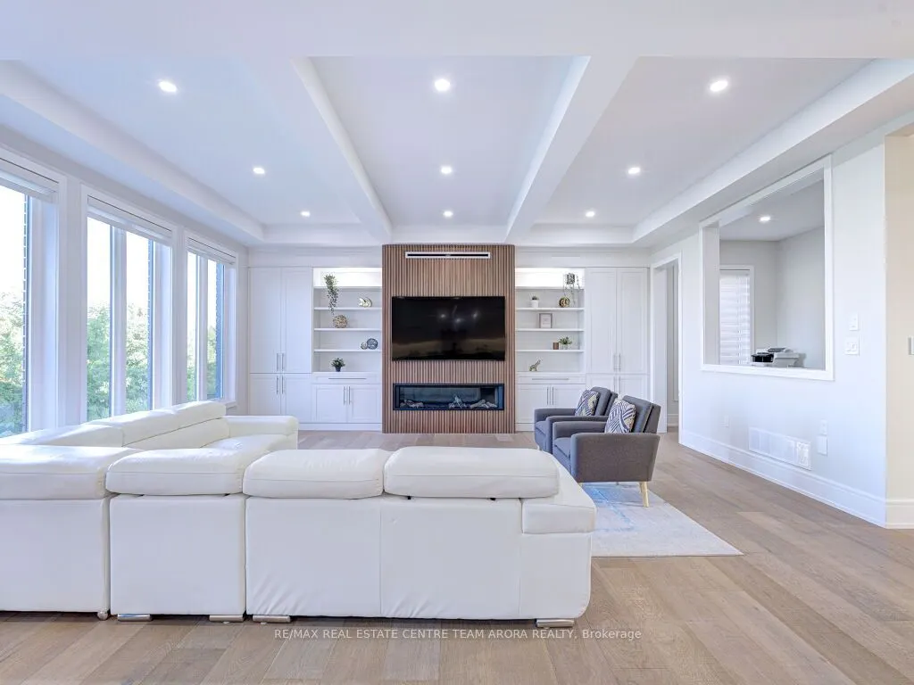 15 Deerfield Lane