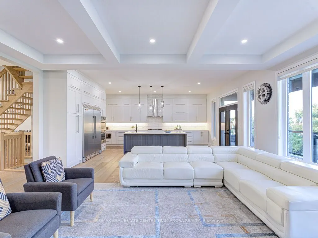 15 Deerfield Lane