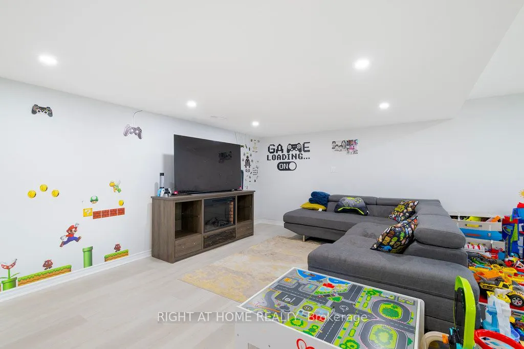 4512 Kelly Farm Drive