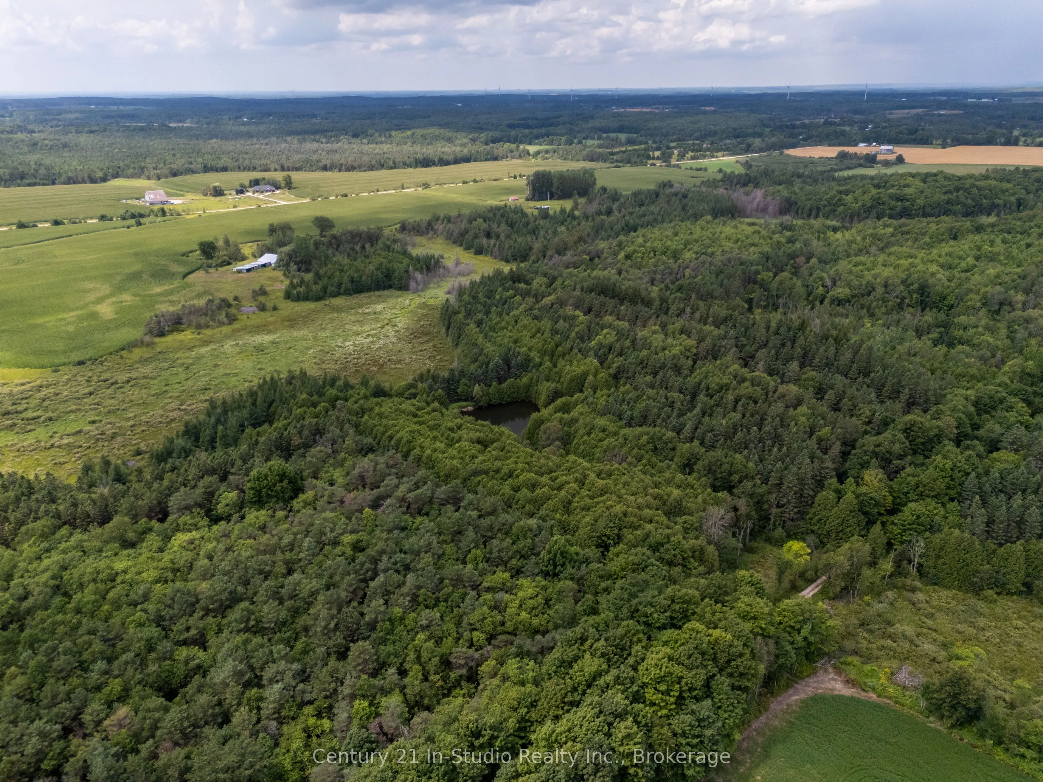 264701 Southgate Road 26