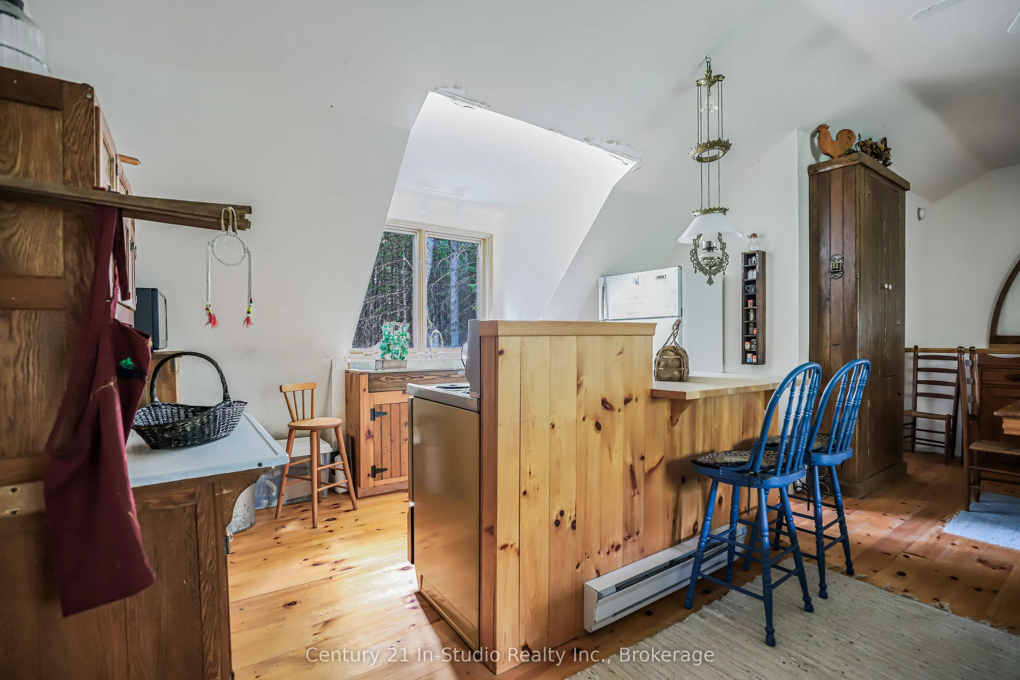 264701 Southgate Road 26