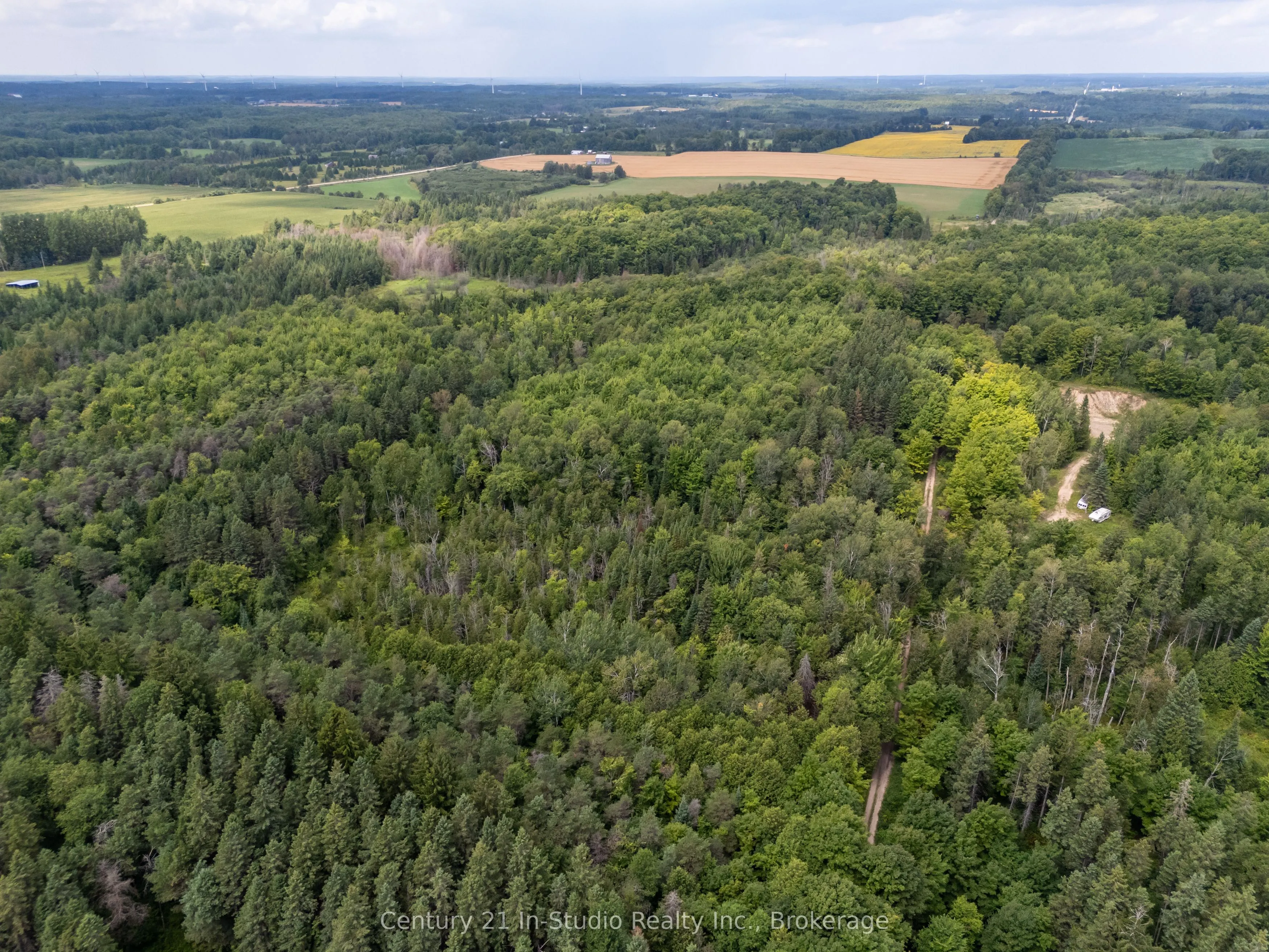 264701 Southgate Road 26