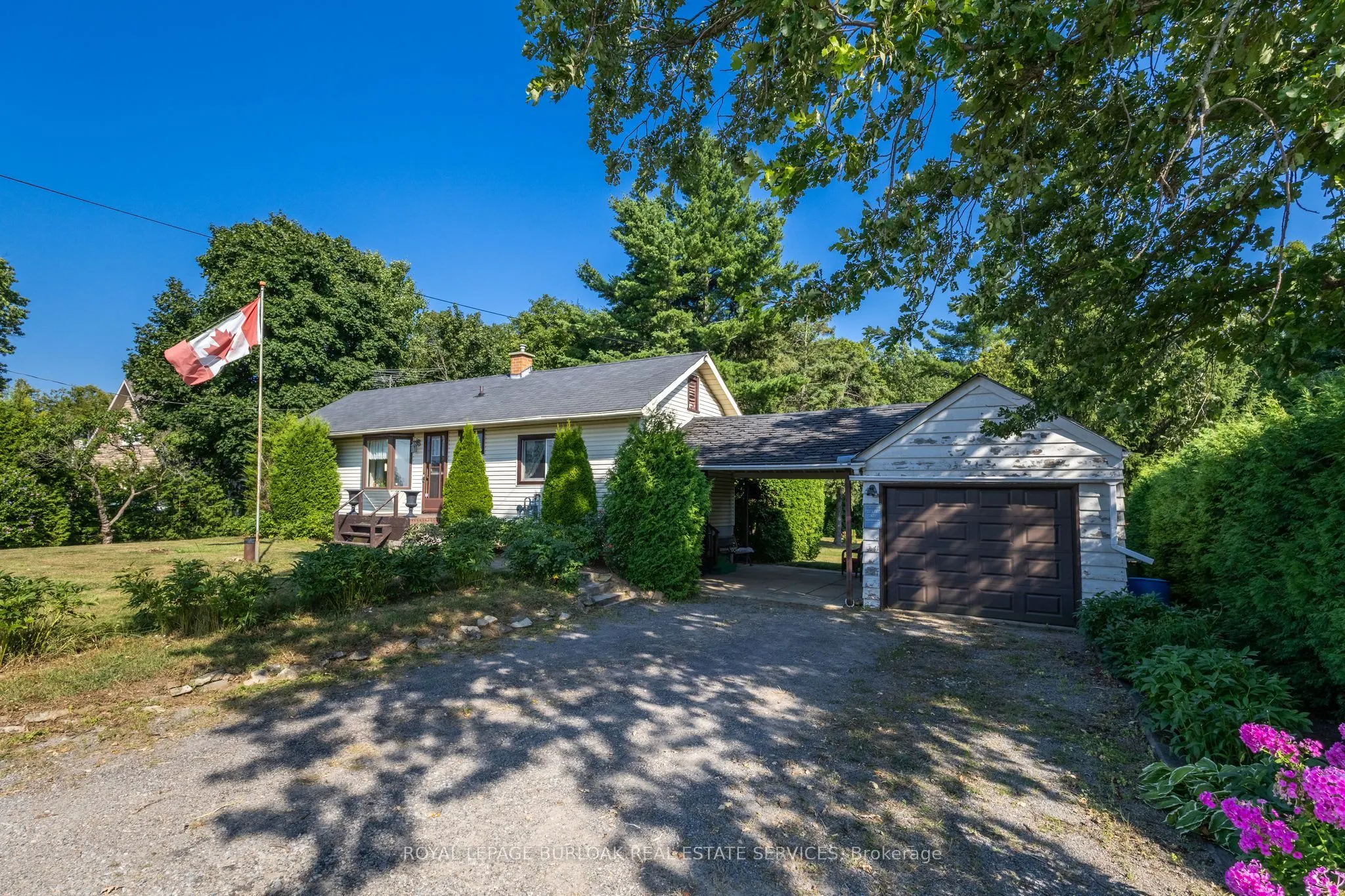 572 Parkside Drive