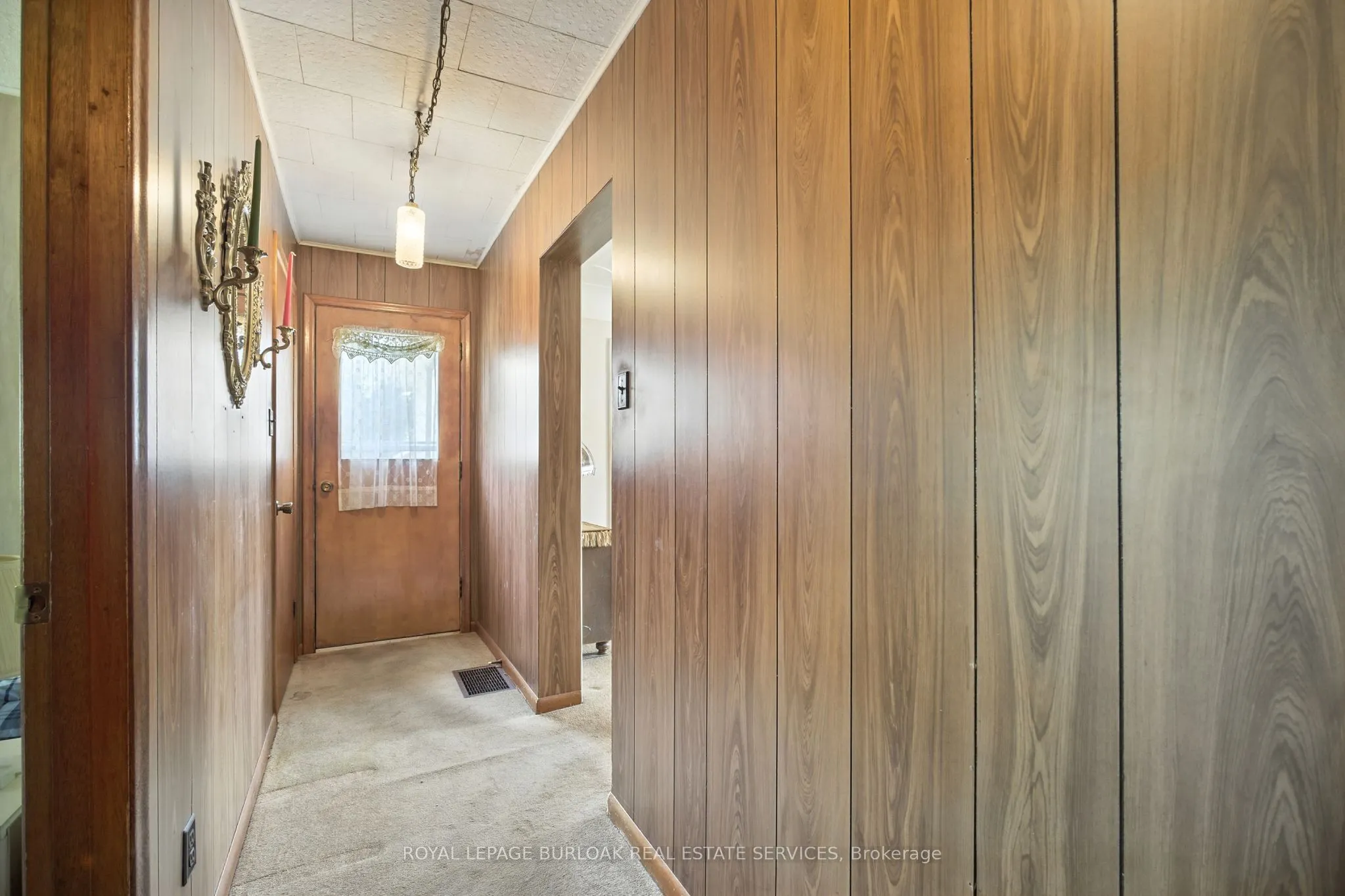 572 Parkside Drive