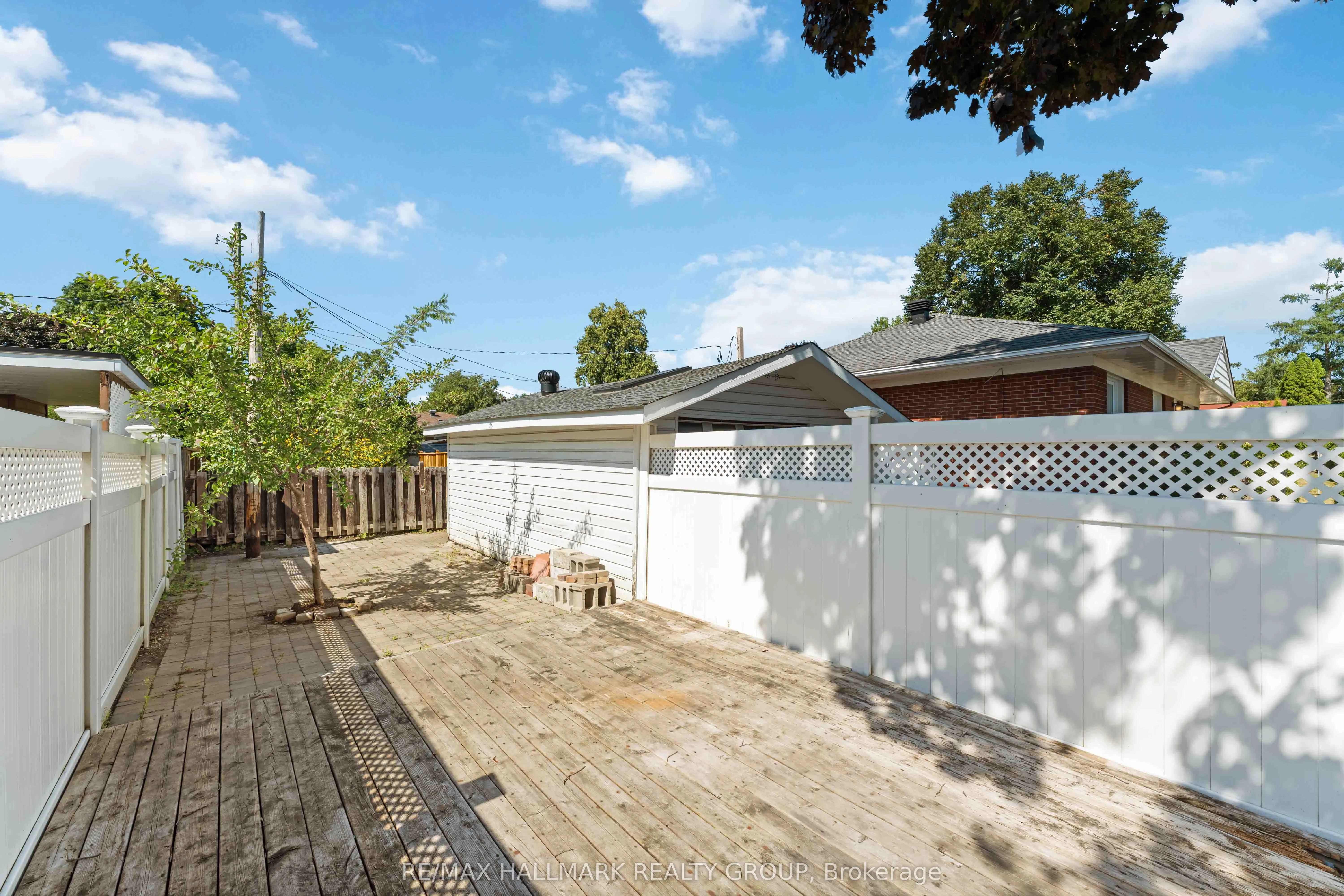 1921 Navaho Drive