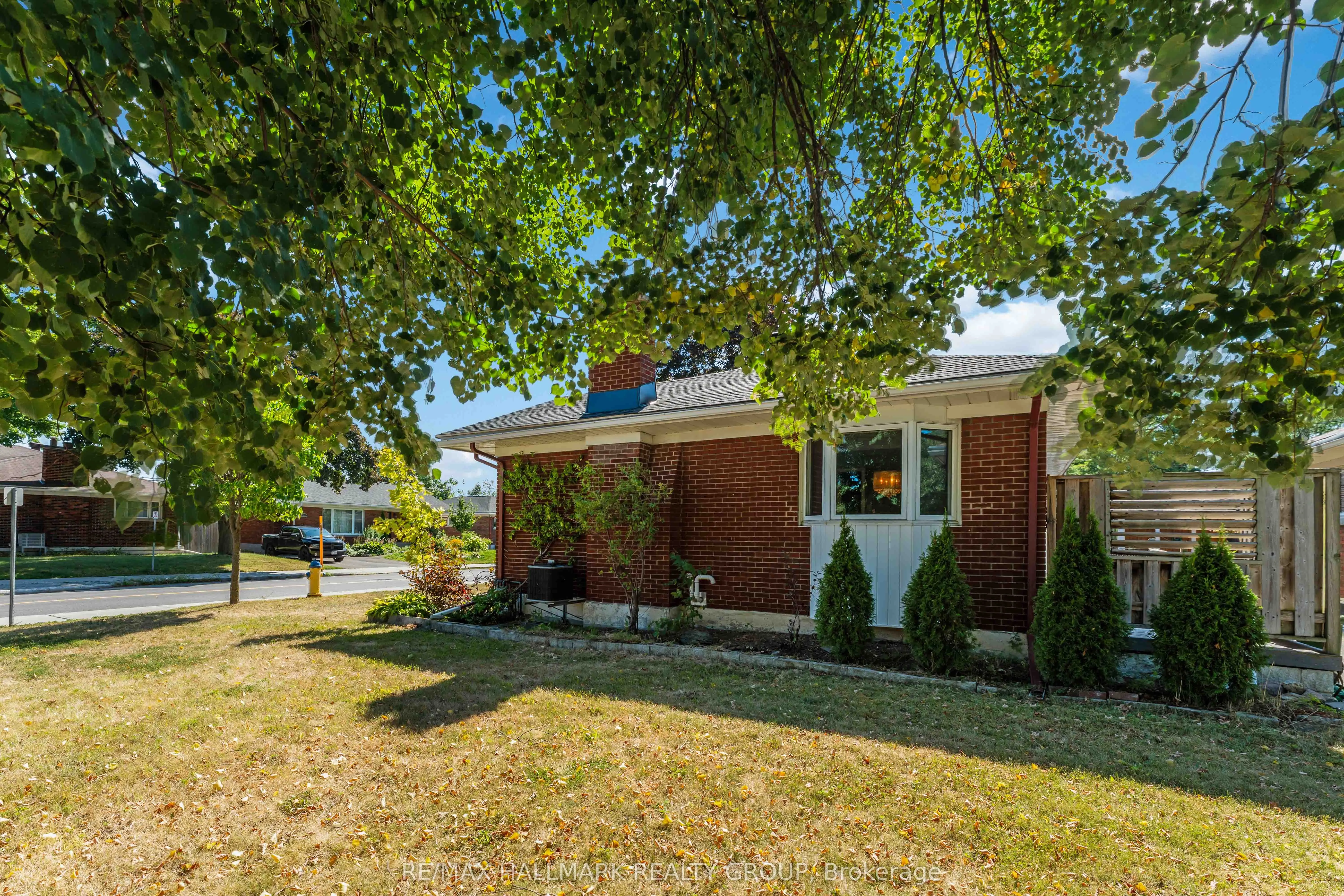 1921 Navaho Drive