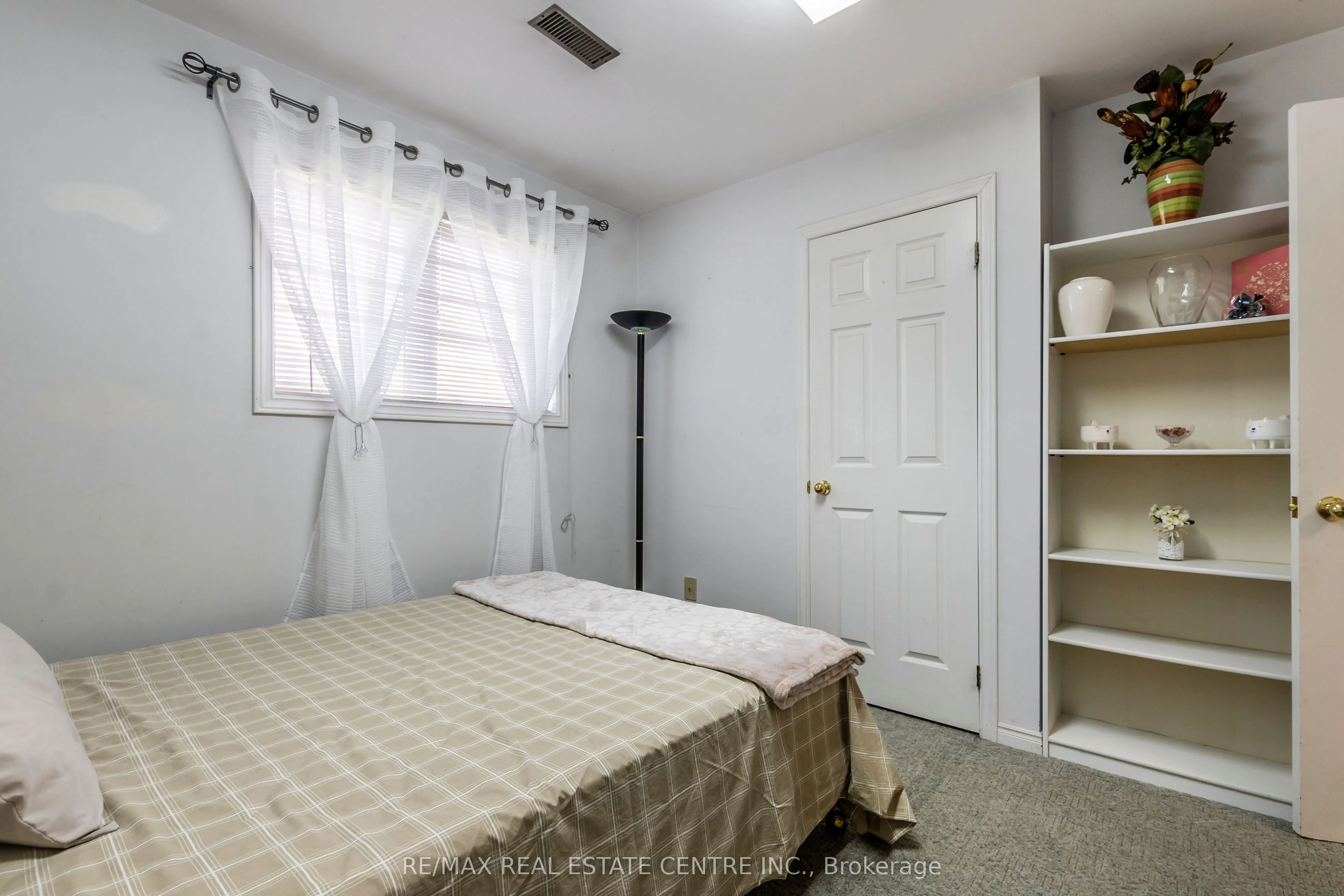 1241 Rose Street