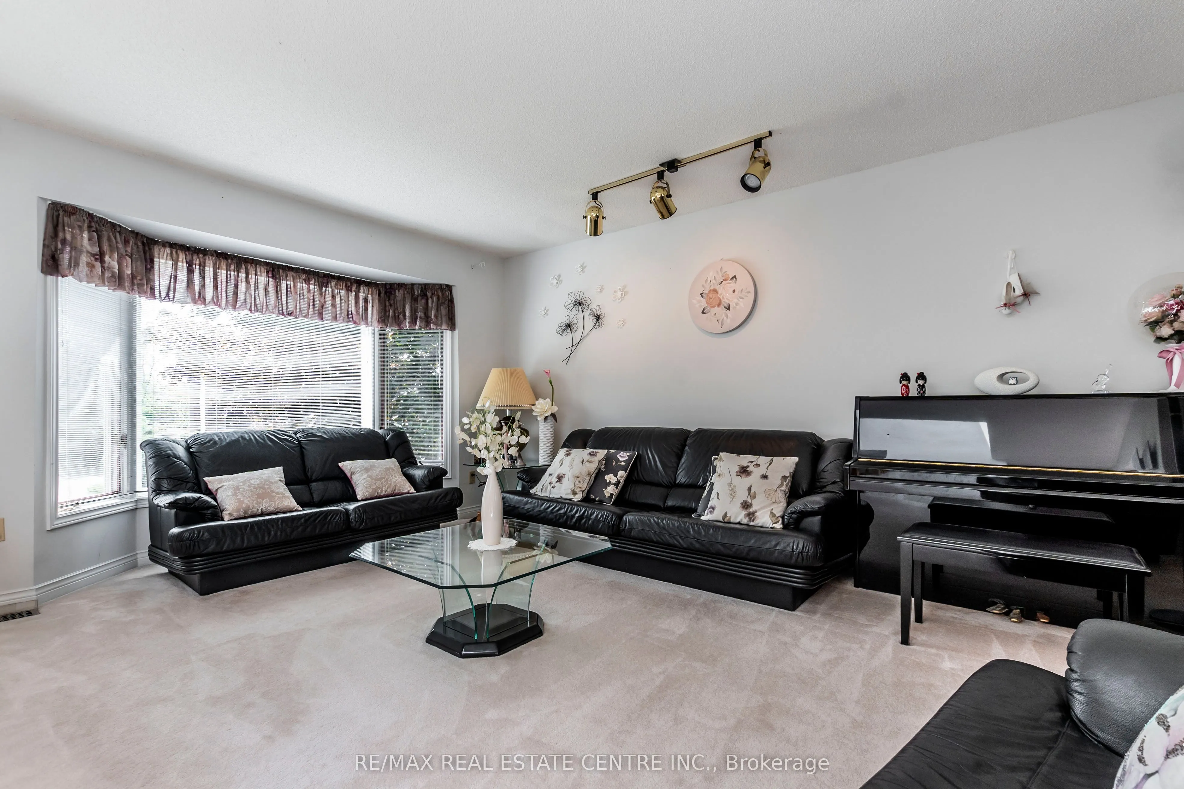 1241 Rose Street