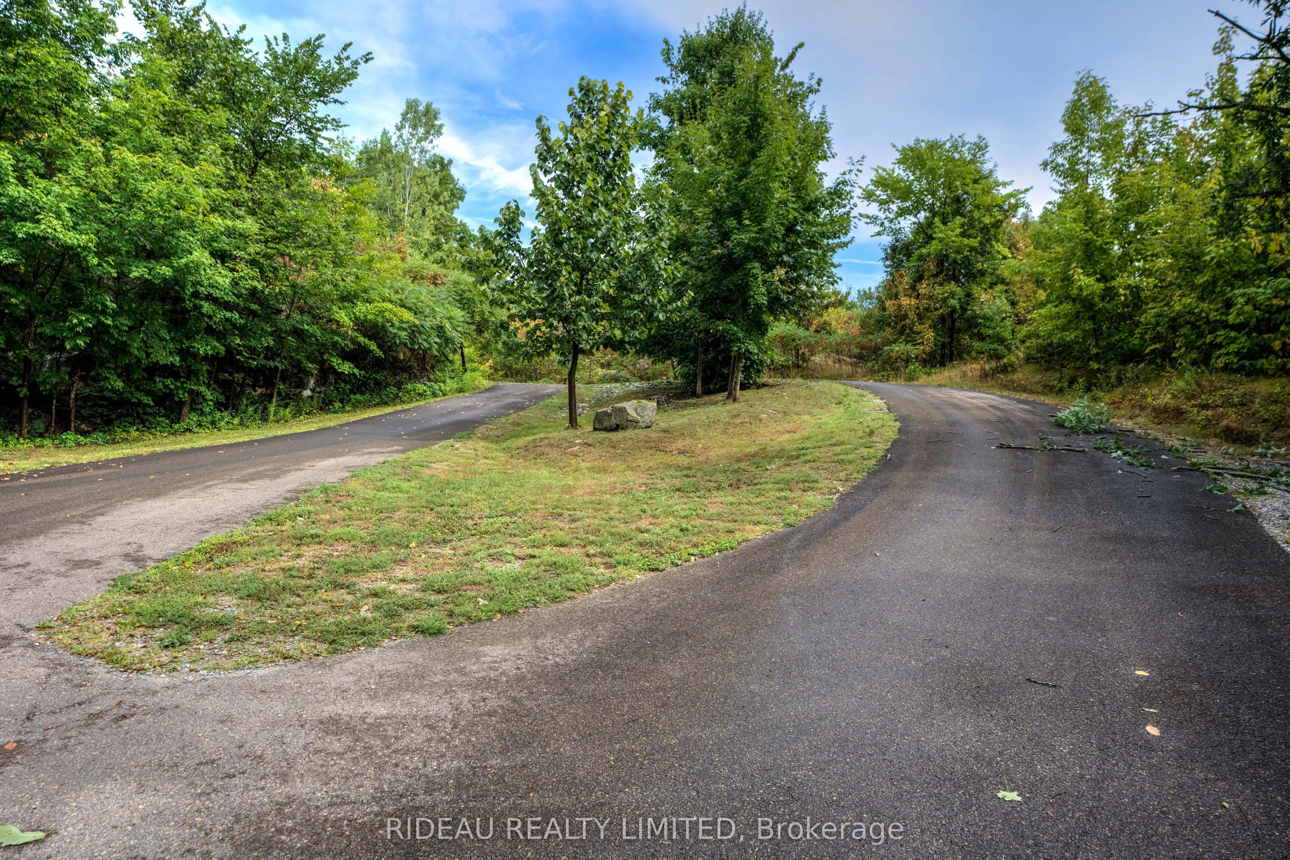 534 Oak Bluffs Road