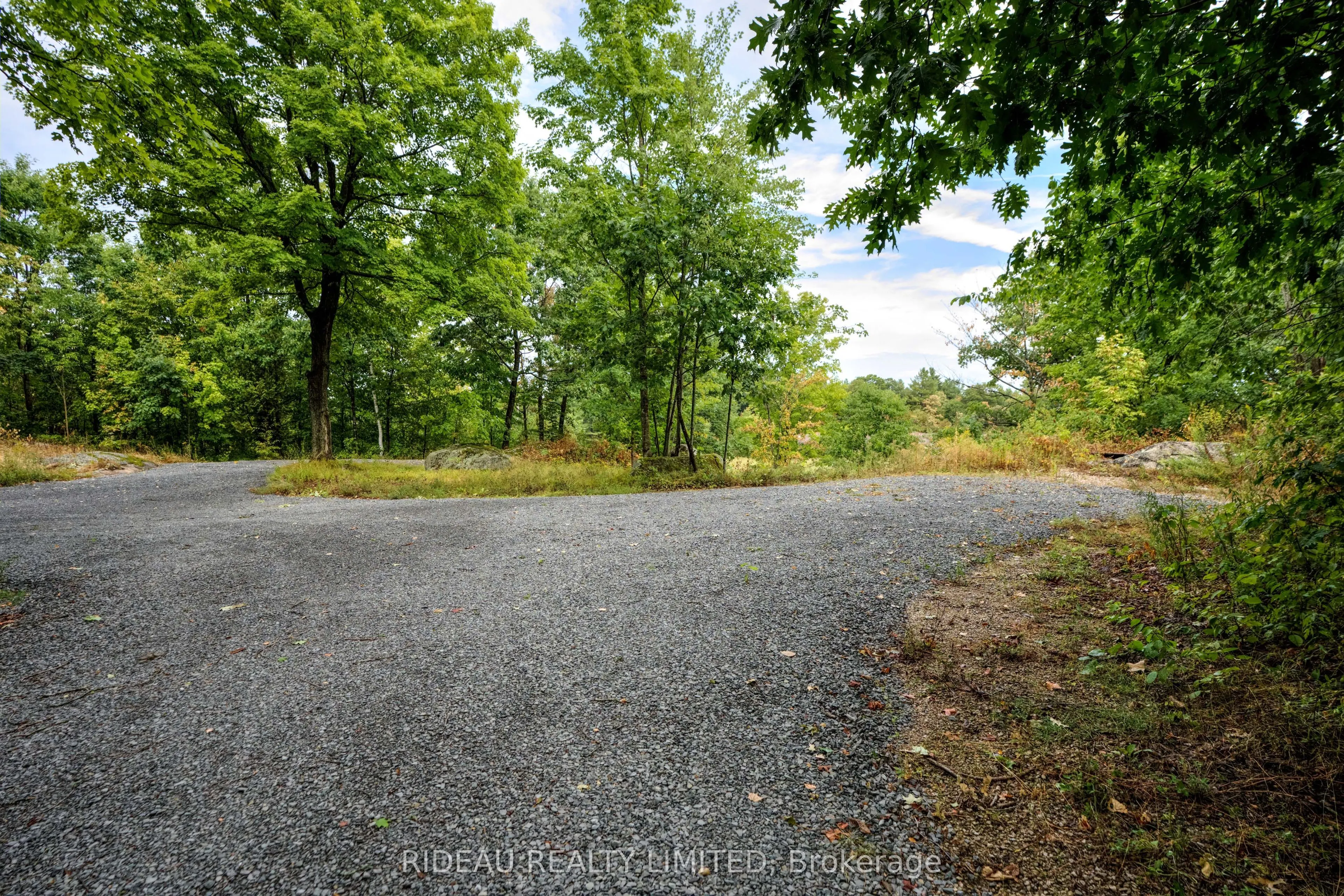 534 Oak Bluffs Road