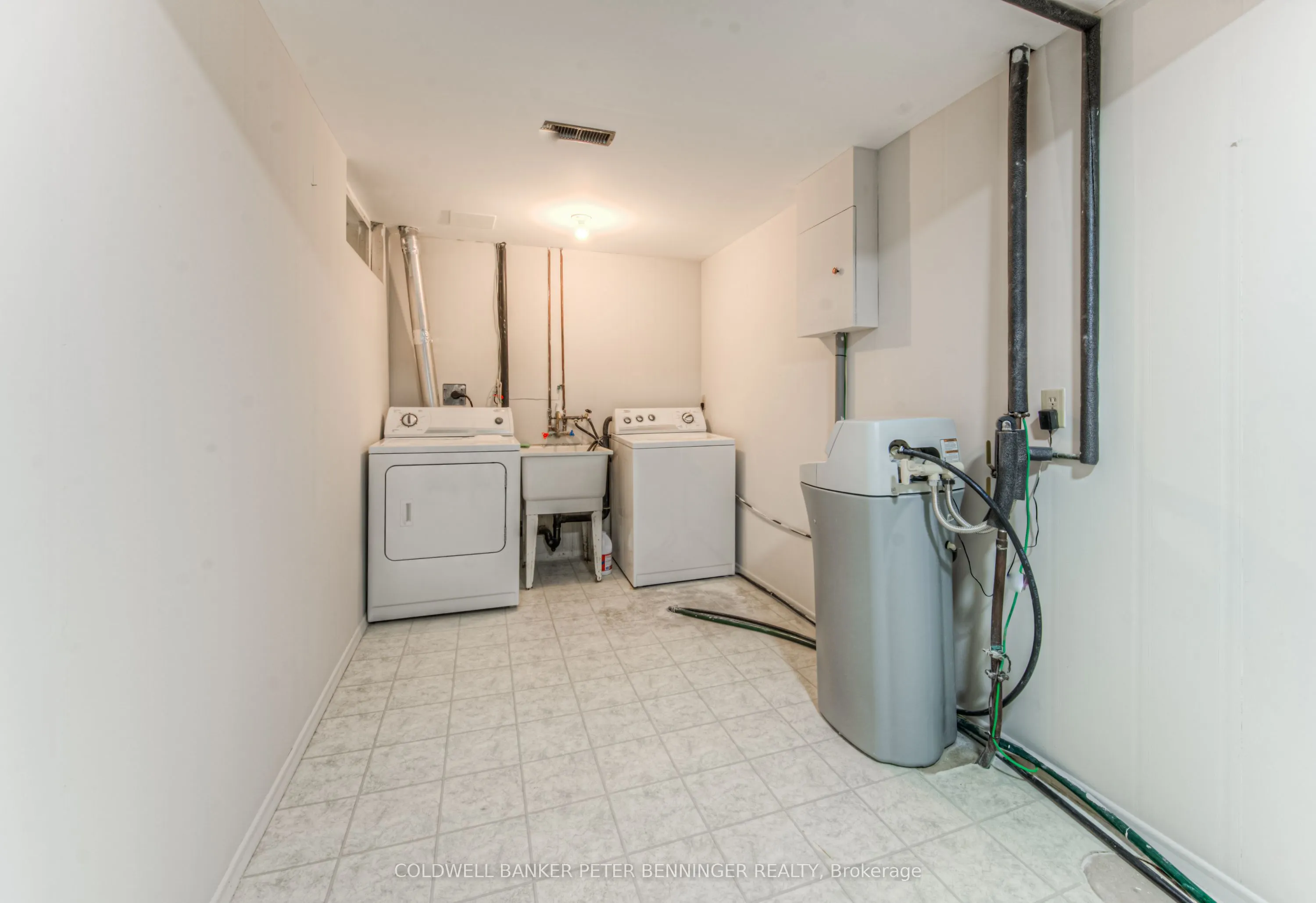 425 Keats Way, #4