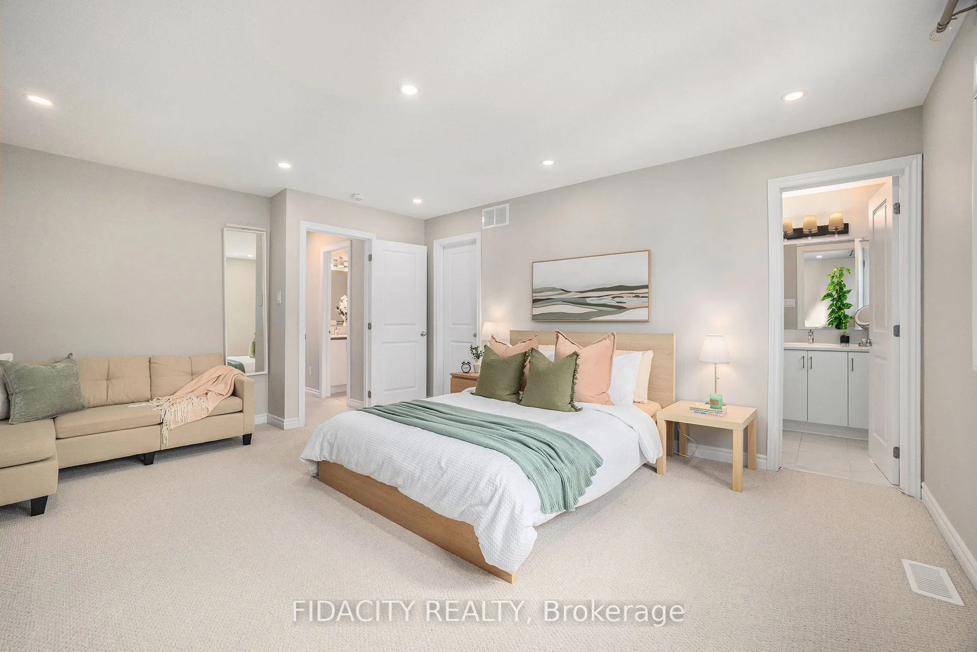 241 Bandelier Way