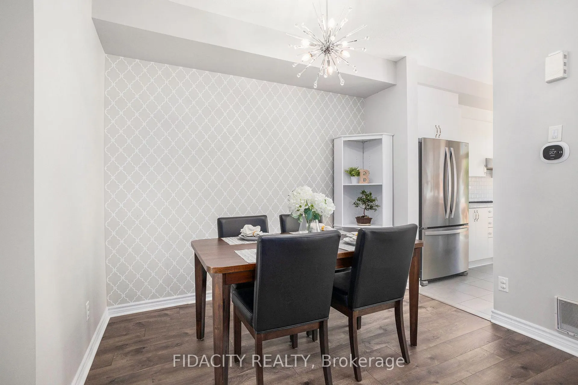241 Bandelier Way
