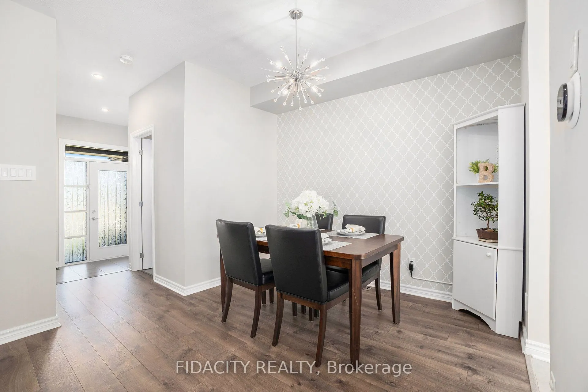 241 Bandelier Way