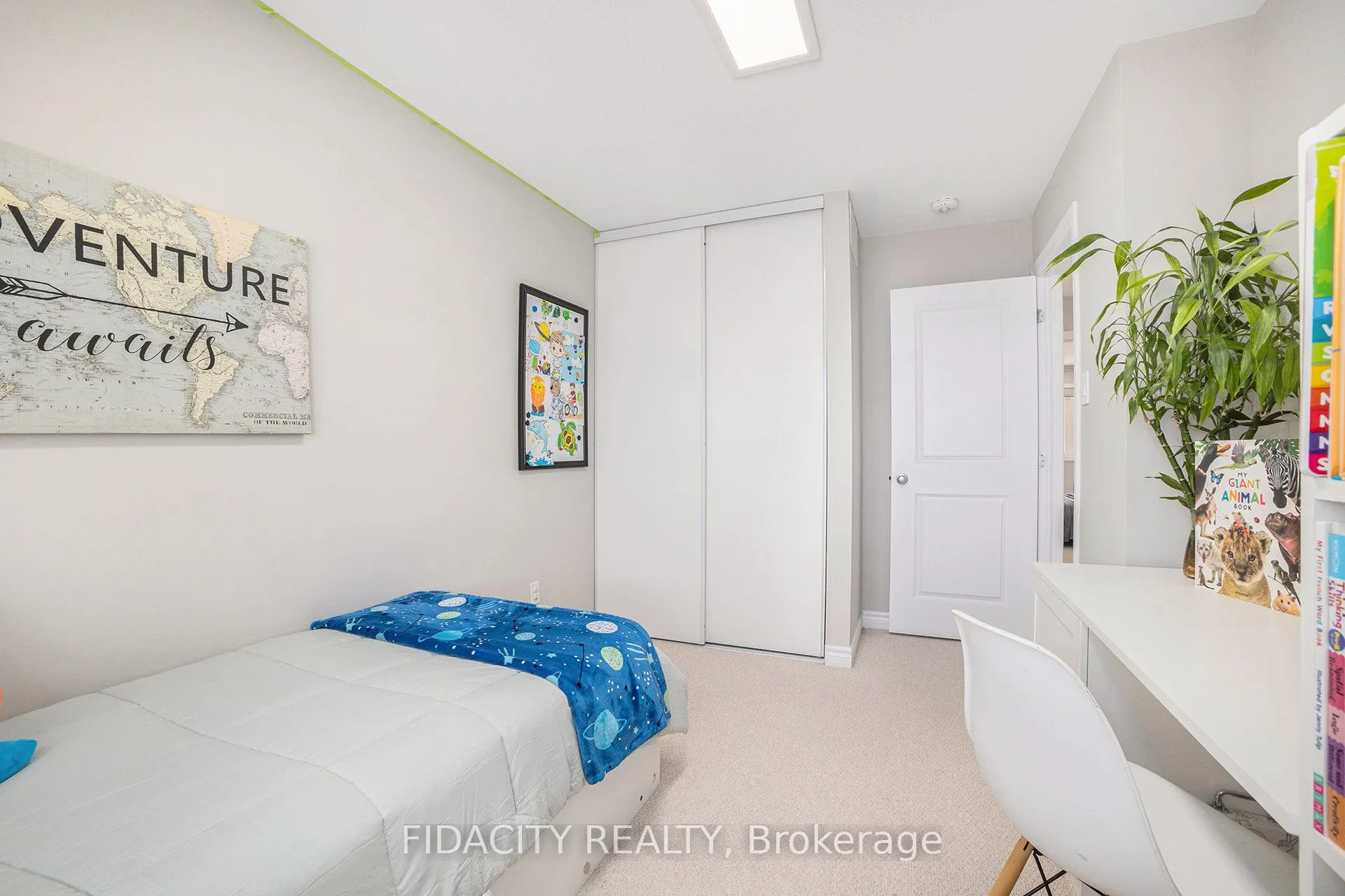 241 Bandelier Way