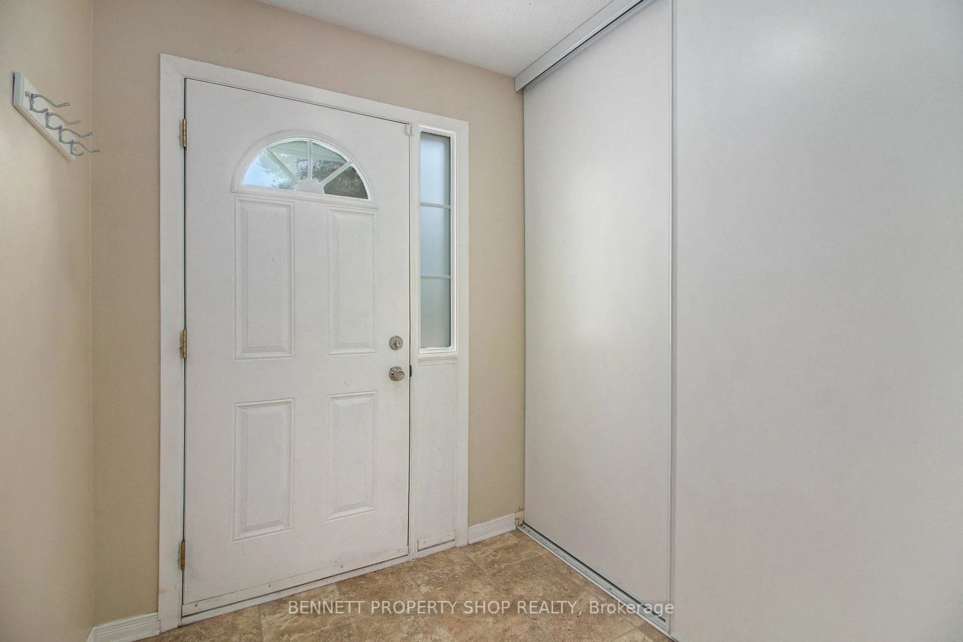 840 Cahill Drive W, #15