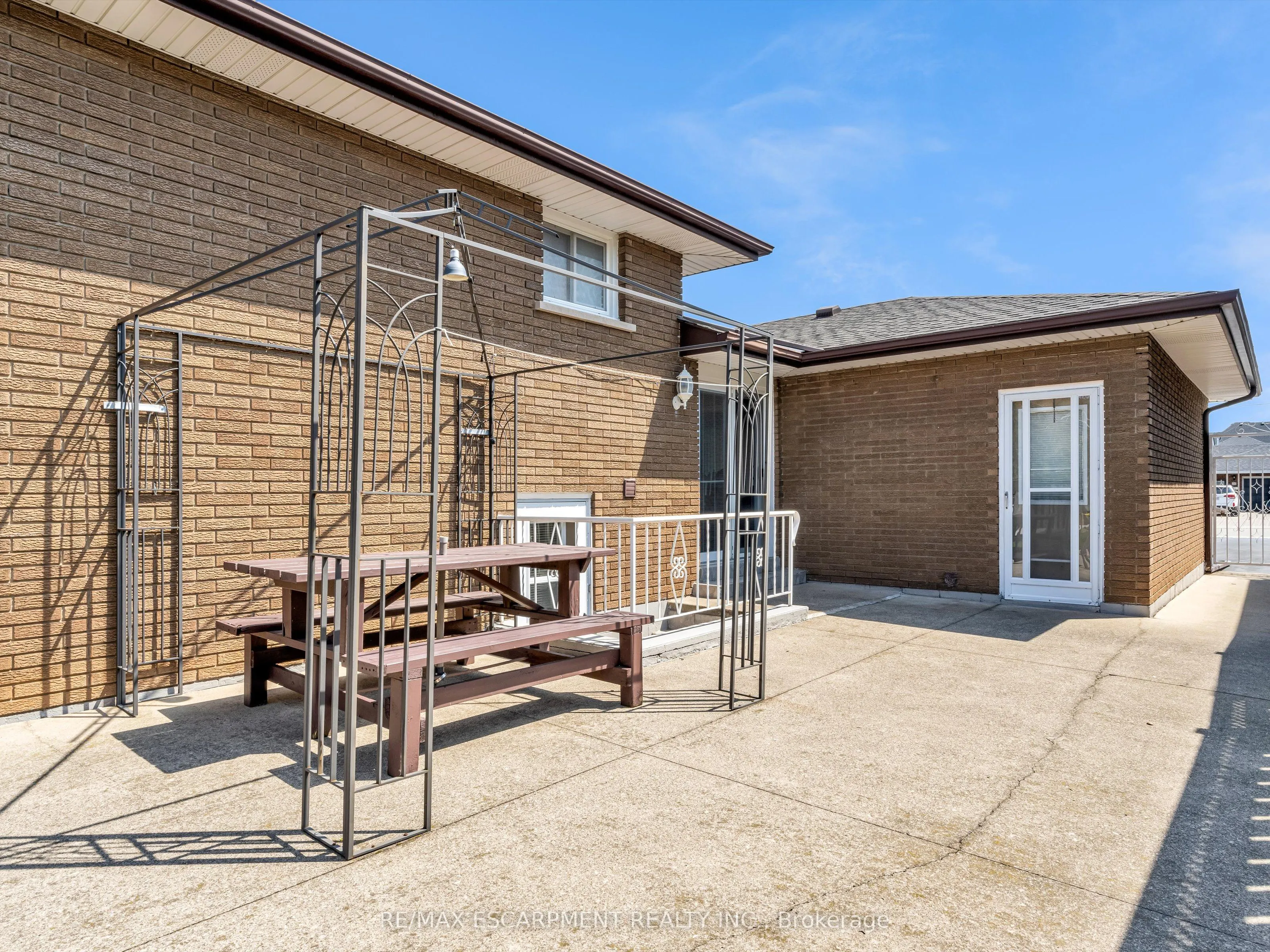 31 Kilbourn Avenue