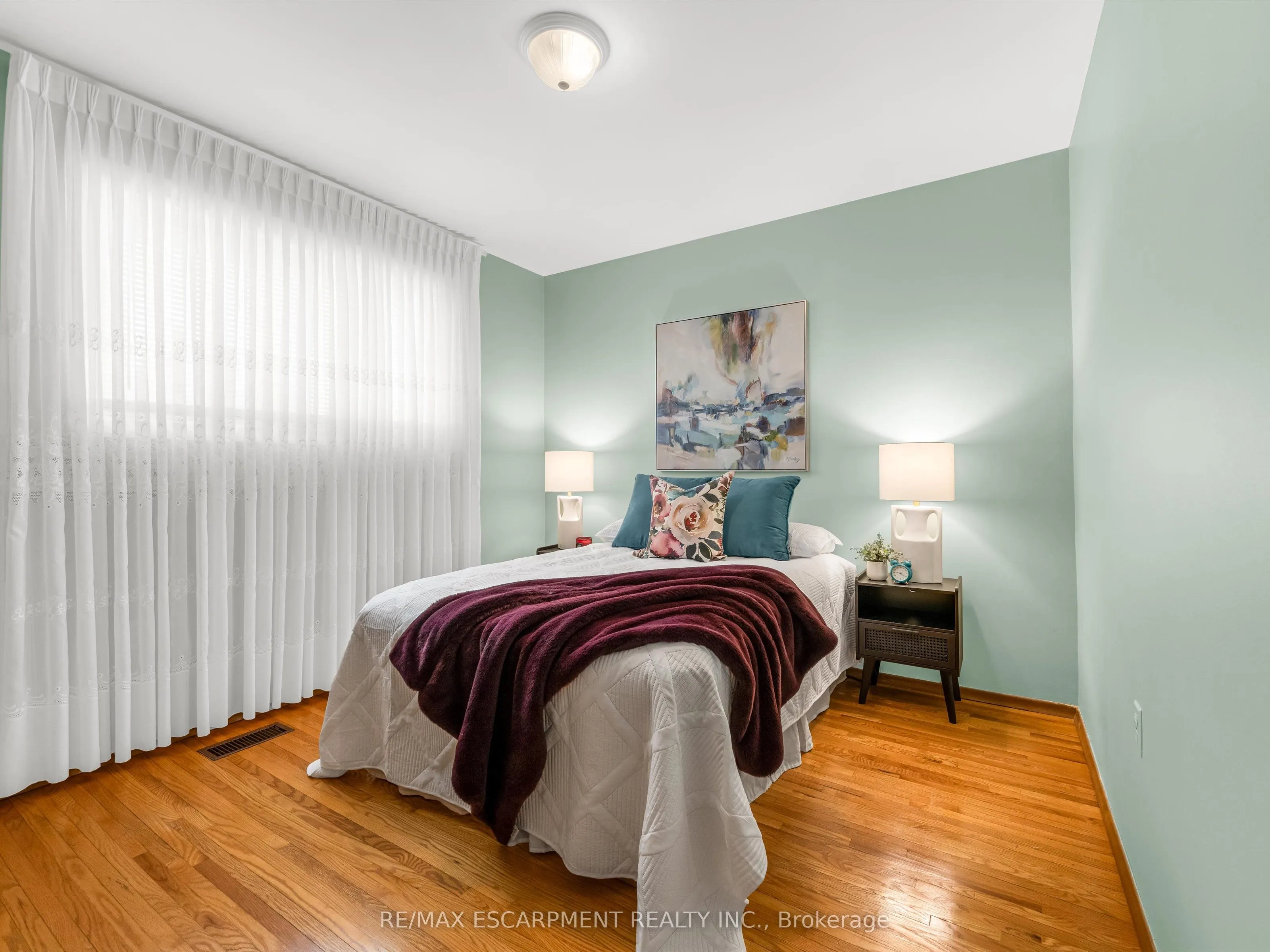 31 Kilbourn Avenue