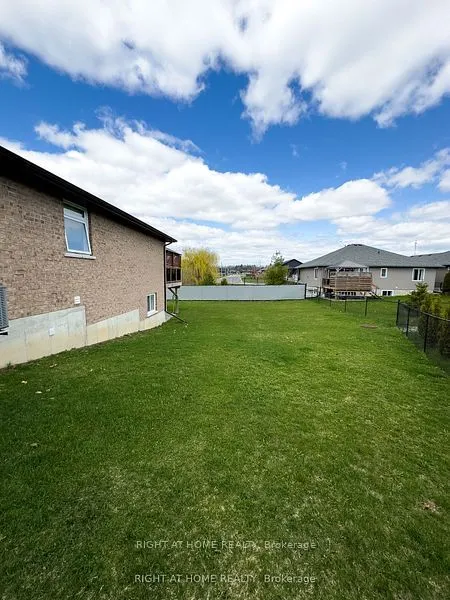 15 Spartan Court