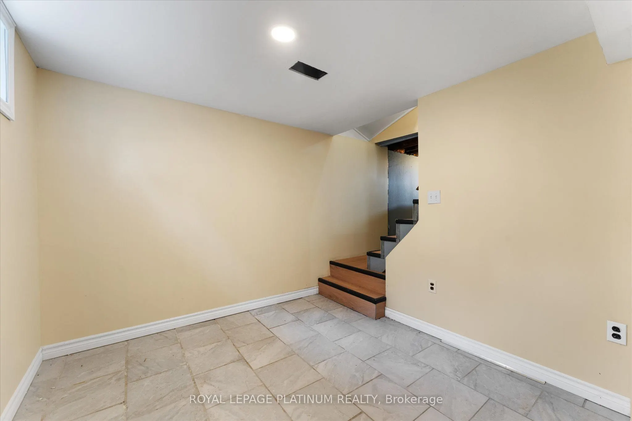 1633 Norman Road