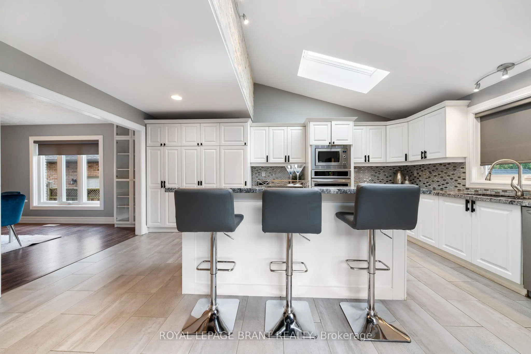 110 Fieldway Drive