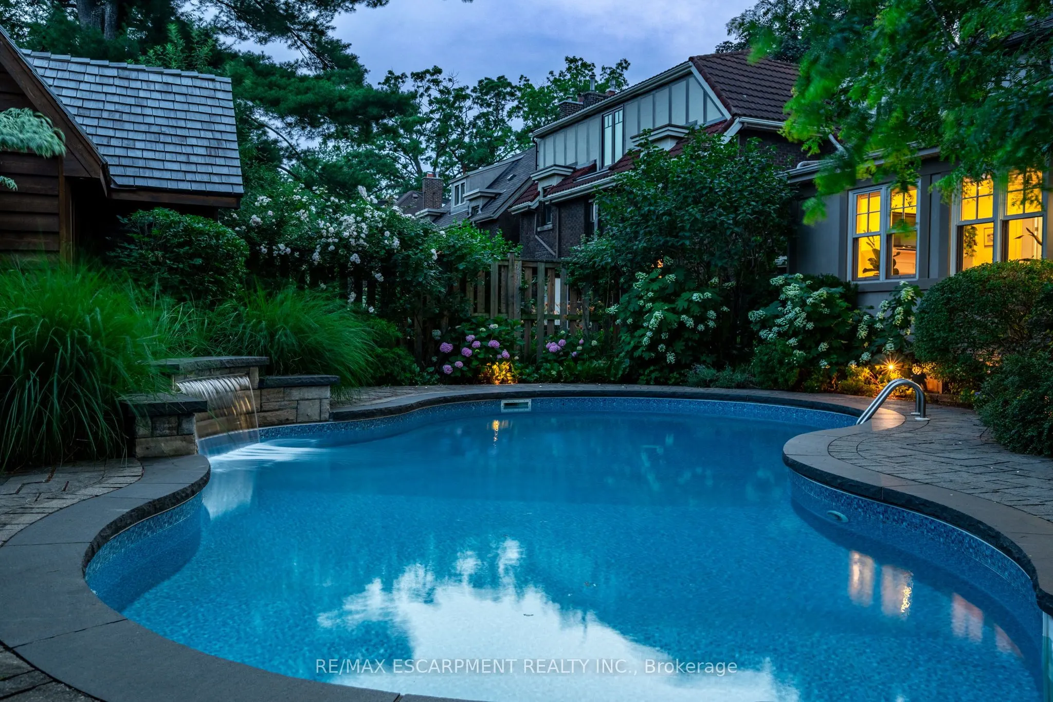 158 Dalewood Crescent