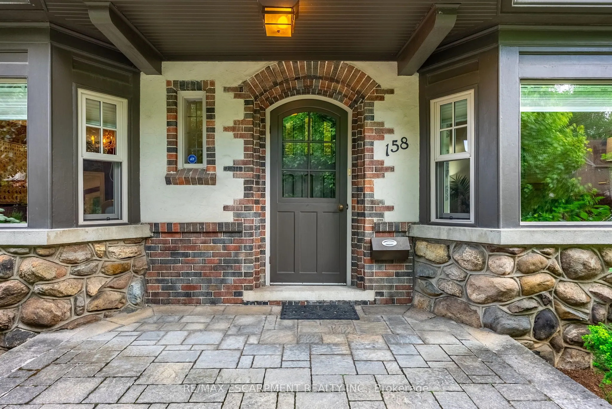 158 Dalewood Crescent