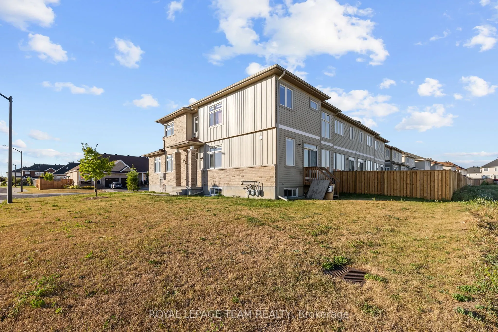 36 Hurdis Way