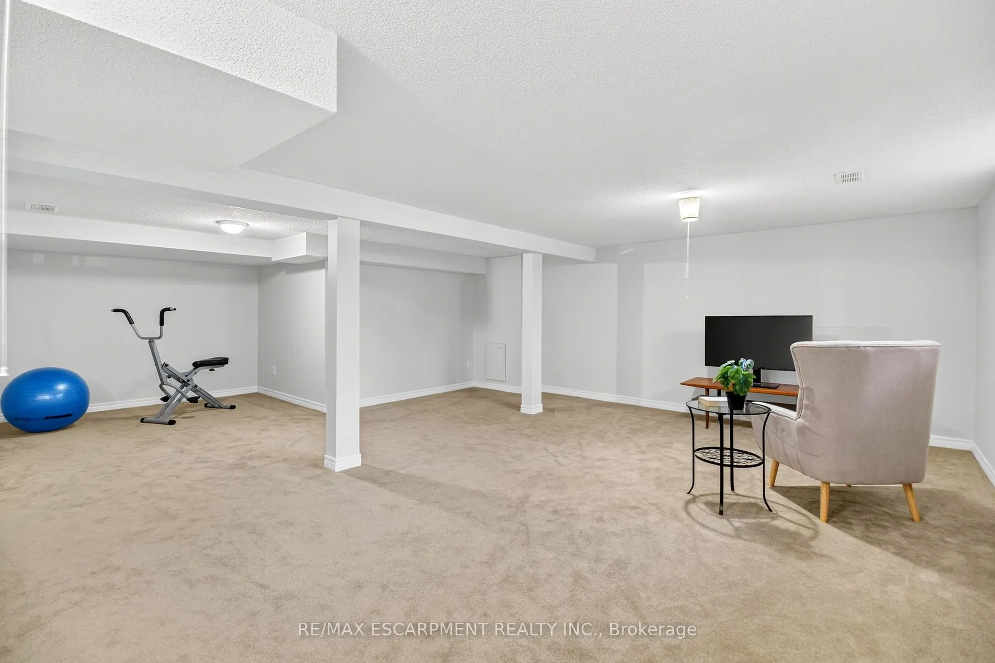 150 Solomon Crescent