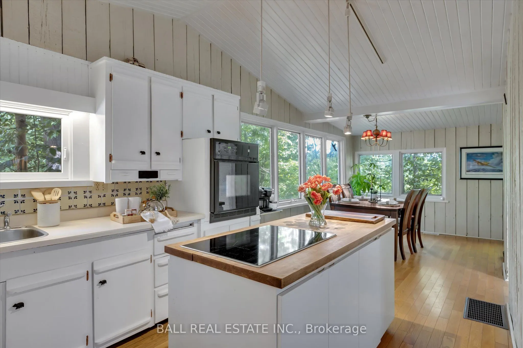 2476 County Rd 46